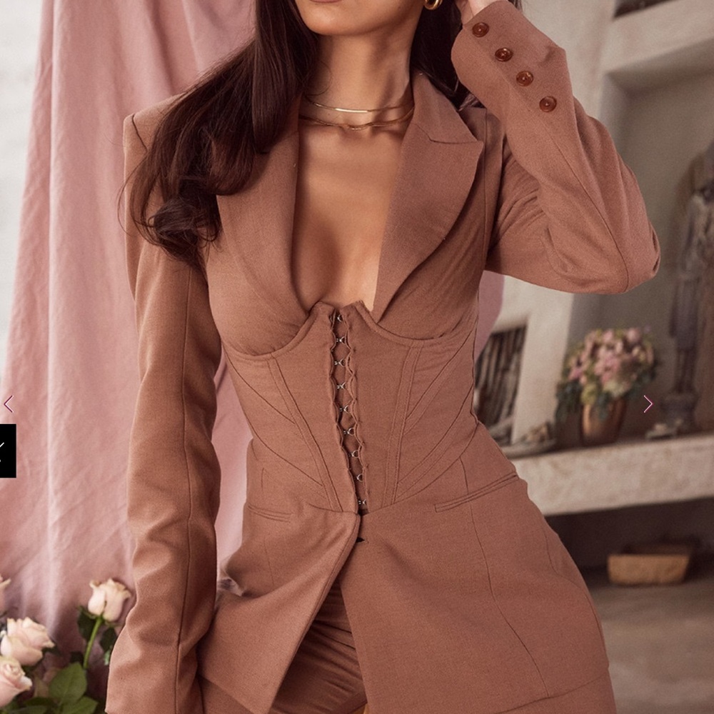 House of CB Brown Corset Blazer - Picture 5 of 14